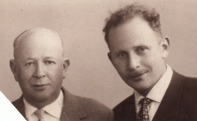 Moses (Mischa) Kaplan (1902-1965) with son Jakob Kaplan (b. 1927)
At father's 60th birthday
