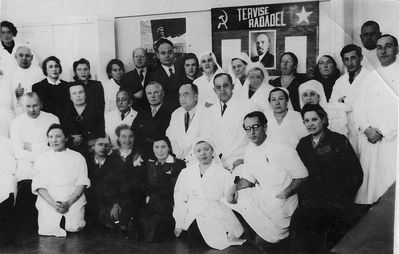 Pärnu polikliinik (Pärnu policlinic). February 1941.
I row second from right - Dr Schmuel Haitov 
