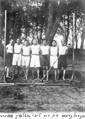 Maccabi Tartu - track and field team - 1921
Left to right: Josef Usvanski, ?, ?, Boris Kropman, H. Dobruschkes, Abram Kropman, ? 
