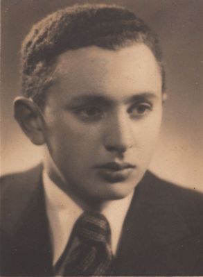 Benno Heimann (1915-WWII)
died in the Leningrad Hospital at WWII time (J. Kaplan)
