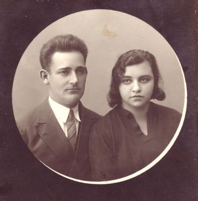 Boris Schapiro with his wife Selda ?
