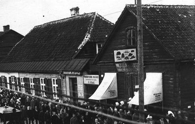 Scher Govsei (Ovsei) shop in Võru at Jüri t.  1928.
