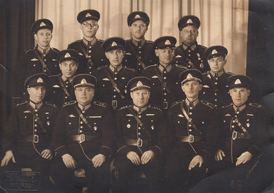 Viljandi Fire brigade
Willi Abel - middle row, first from right.
Jossi Bliumberg - first from left in upper row 
