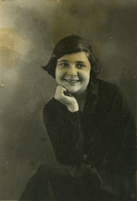 Rosa Kahn (Itsikov) - 1894 -1957 
